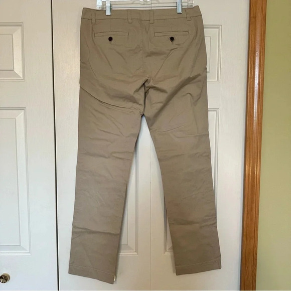 Tailor Vintage Greenwich Slim Fit Men's Khaki Pants - Picture 3 of 8